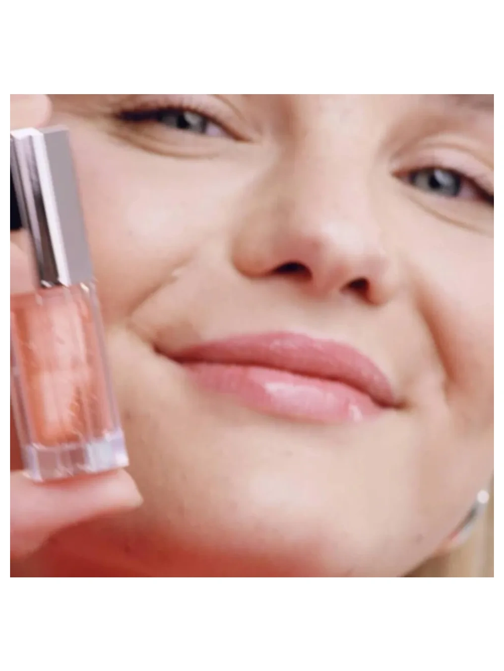 Lip Idôle Juicytreat 90 Berry Bisou 9ml - immagine 3